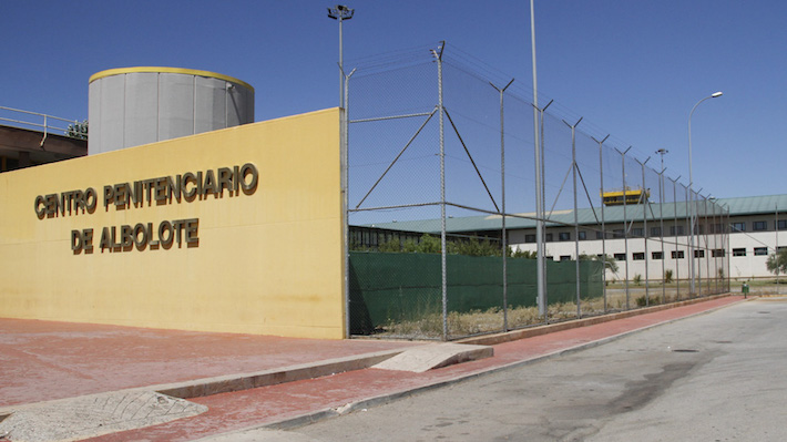 Dos funcionarios son agredidos por un interno en el centro penitenciario de Albolote